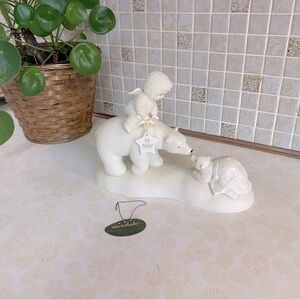 Vintage Snowbabies Department 56 “ Welcome to the world , Little one.” Figurine